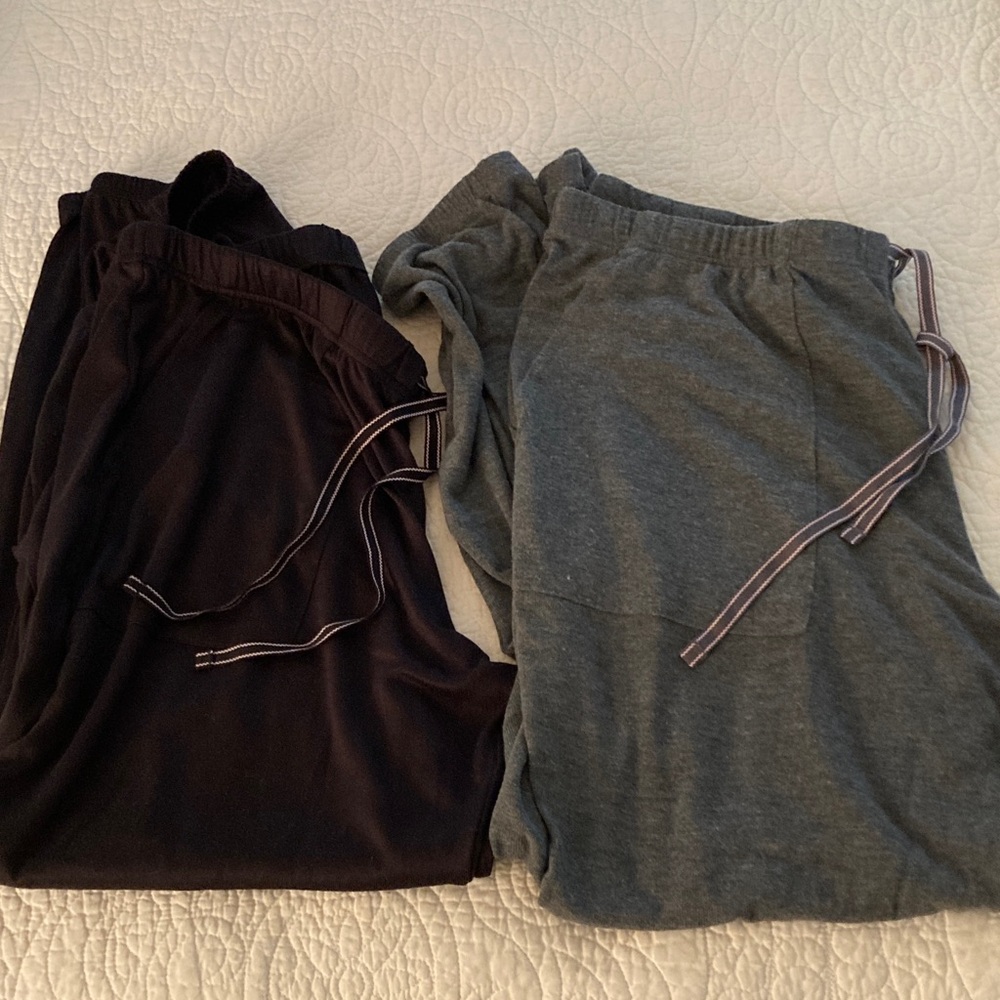 Women’s Comfortable Black and Gray Pajama Bottoms, Size XL